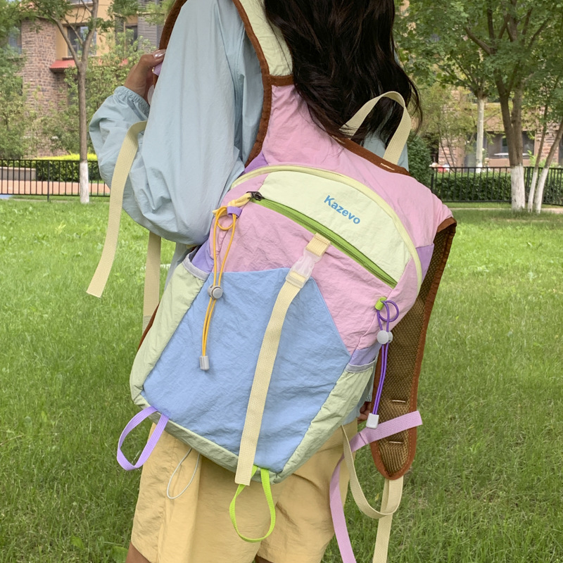 ハイキングバックパック 女性用 軽量 アウトドア デイパック - Outdoor Adventure Day のレビューと価格